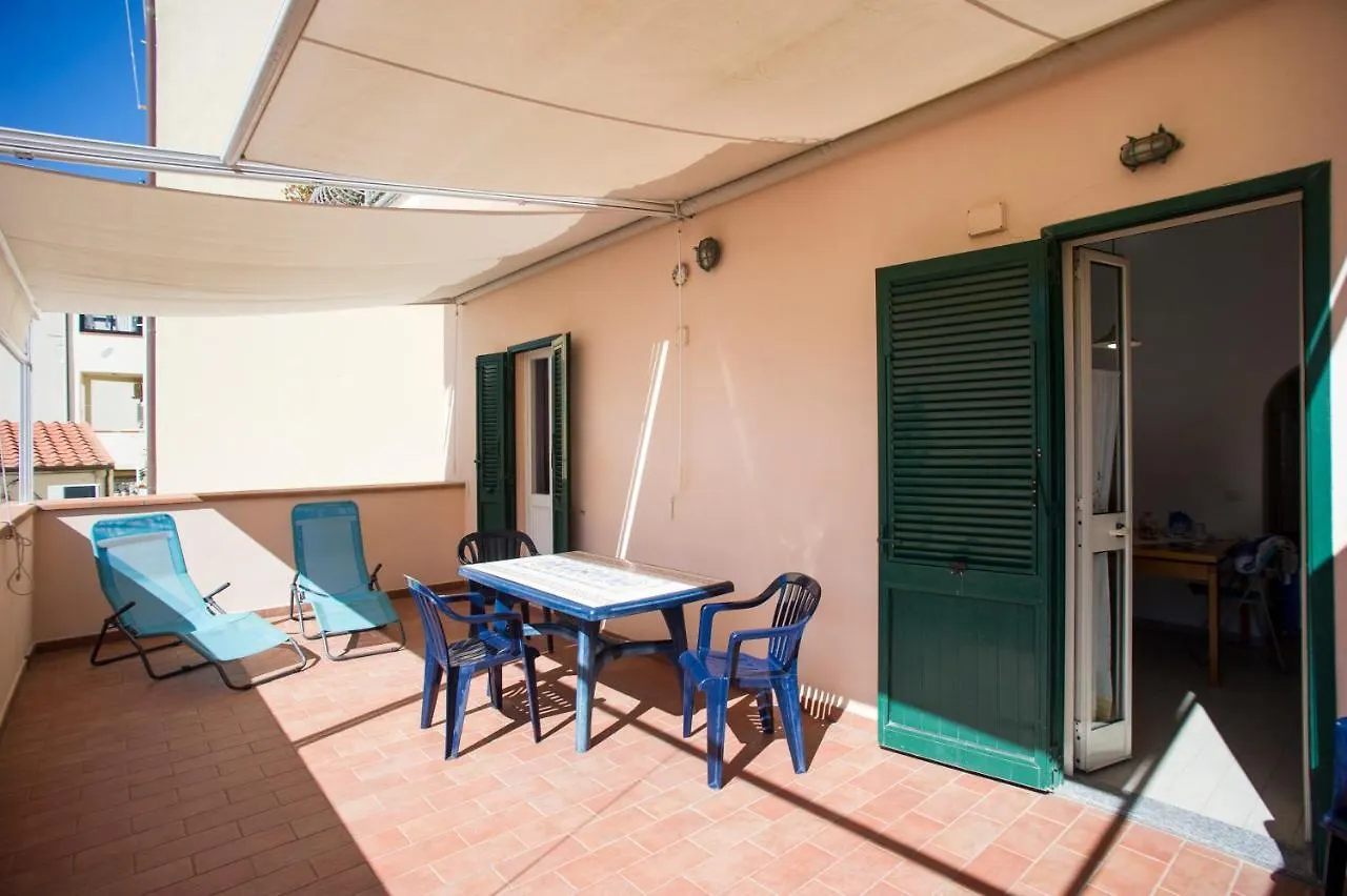 Isola Blu - Goelba Apartment Marina di Campo Italy